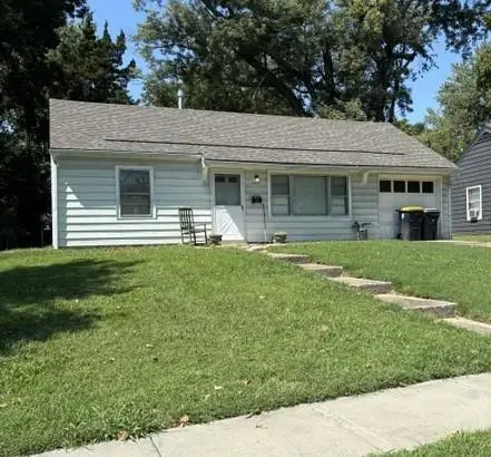 8020 Wabash Avenue, Kansas City, MO 64132