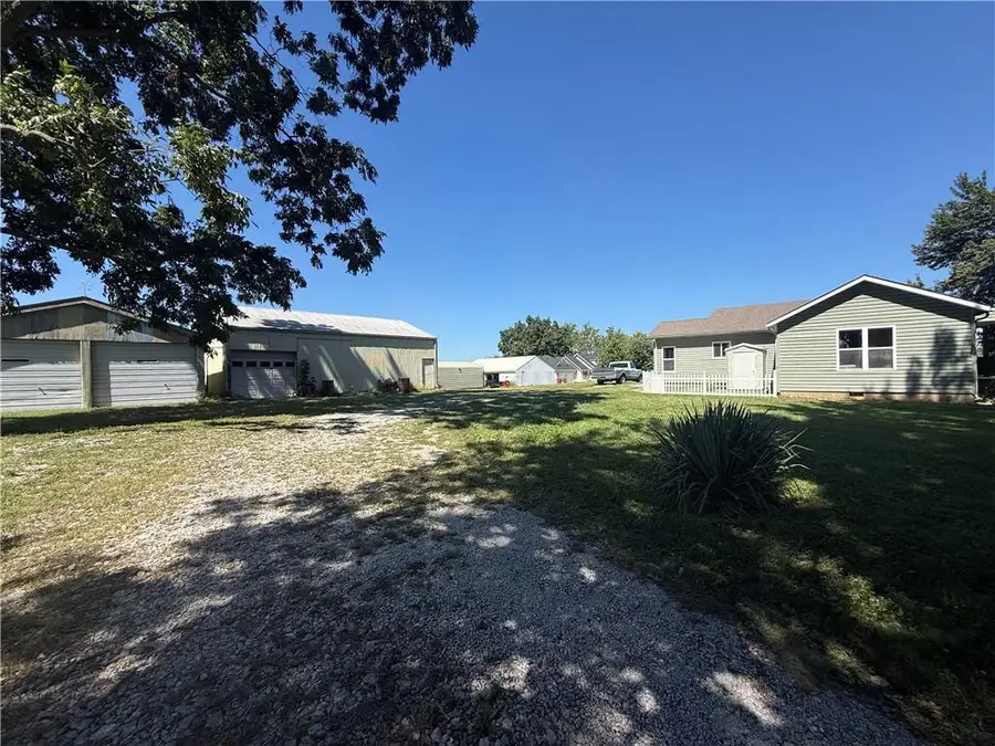 663 Golf Road, Lexington, MO 64067 - #2