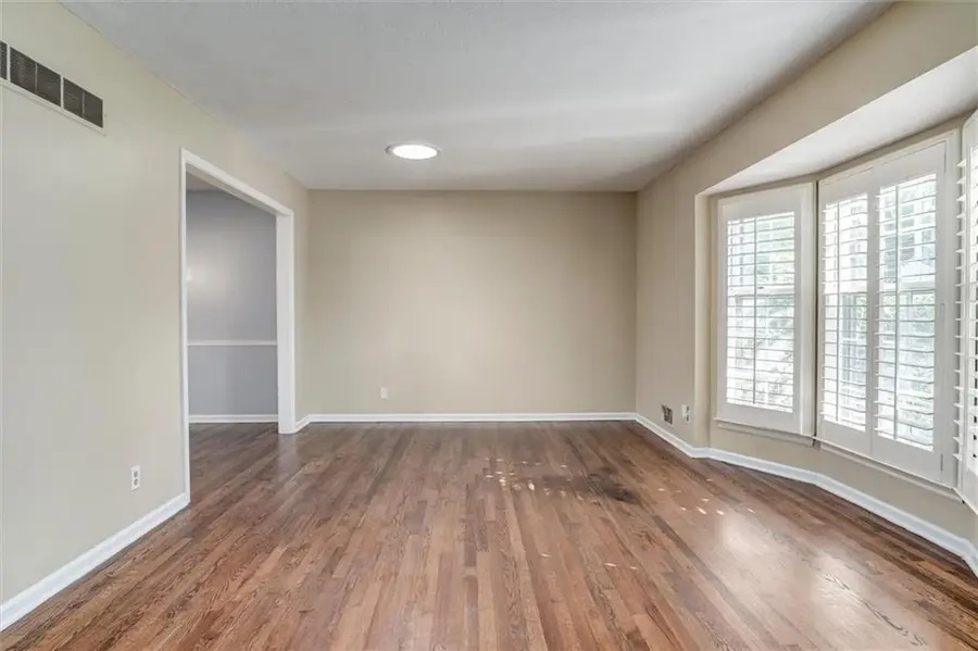 9304 Switzer Street, Overland Park, KS 66214 - #2