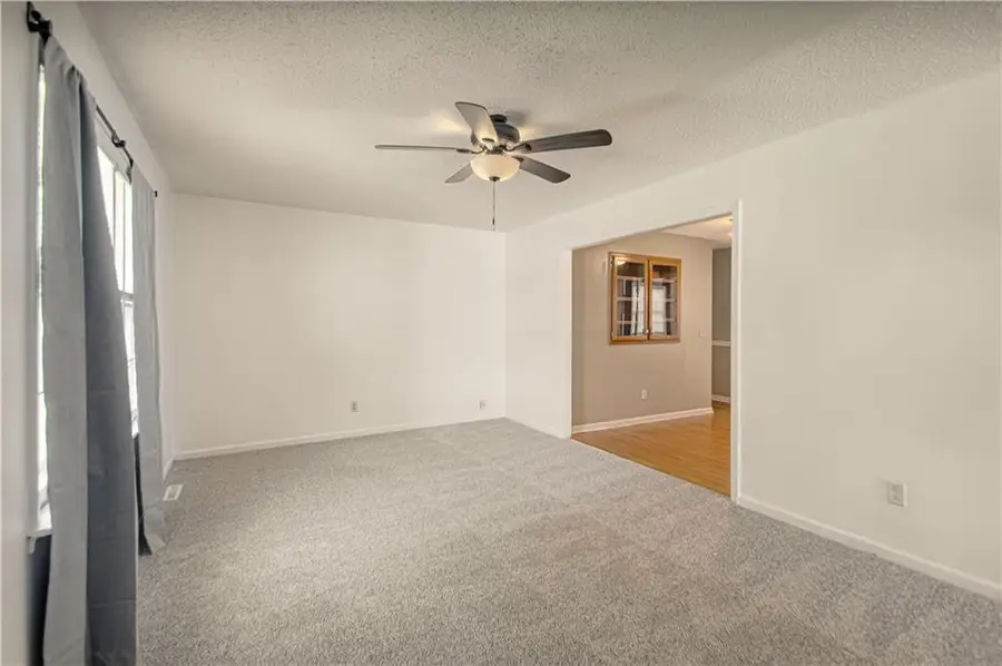 7016 Monroe Avenue, Kansas City, MO 64132 - #3