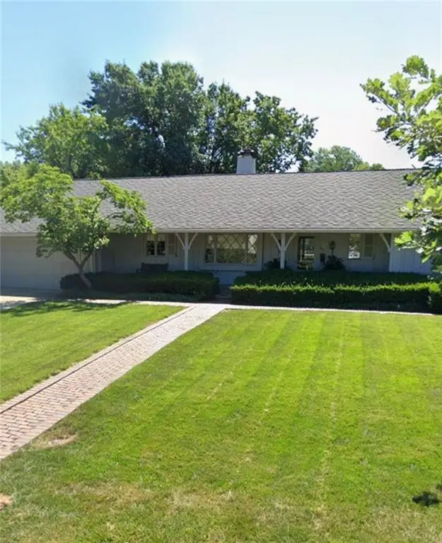 6511 Willow Lane, Mission Hills, KS 66208 - #1