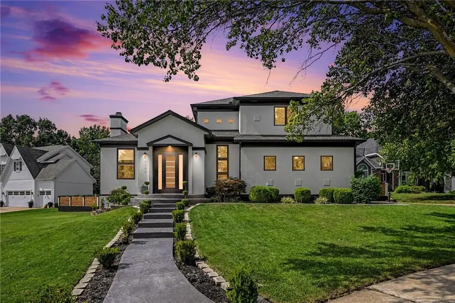 5346 W 123rd Street, Leawood, KS 66209 - #2