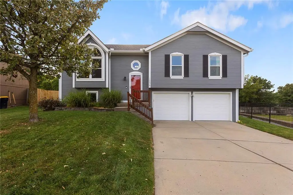 10636 N Holmes Street, Kansas City, MO 64155 - #1