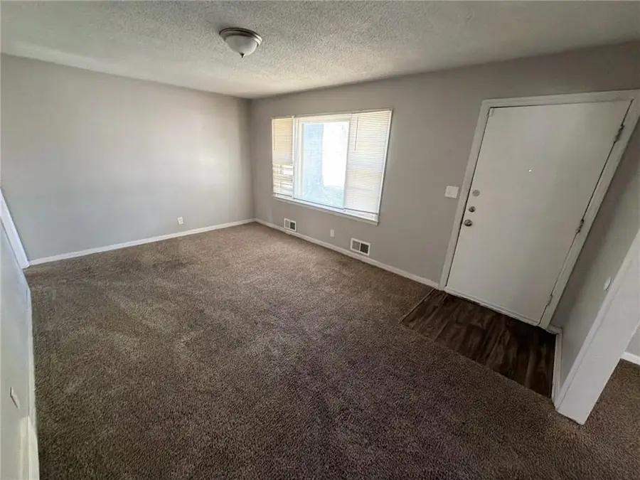 5805 E 100th Street, Kansas City, MO 64134 - #3