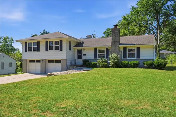 3013 NE 49th Terrace, Kansas City, MO 64119