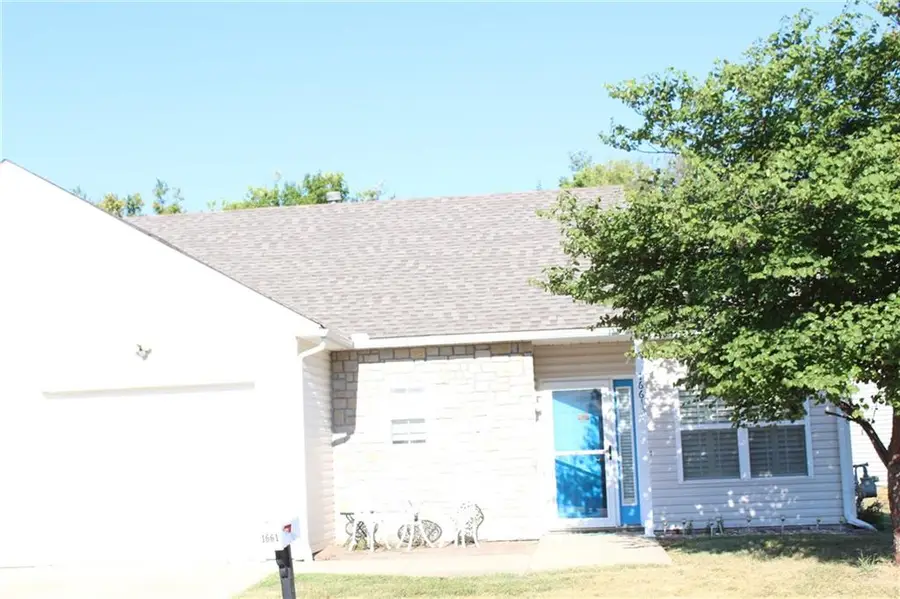 1661 Fall Creek Drive, Tonganoxie, KS 66086 - #3
