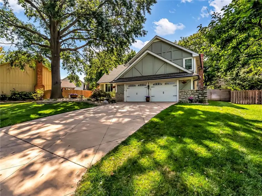 10804 Horton Street, Overland Park, KS 66211 - #2