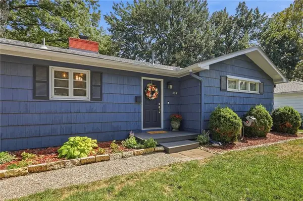 804 S Brentwood Street, Olathe, KS 66061