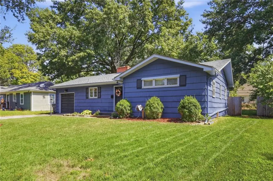 804 S Brentwood Street, Olathe, KS 66061 - #2