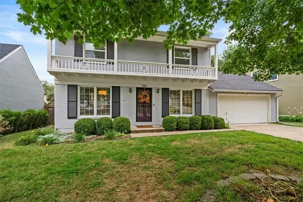 7911 Charlotte Street, Kansas City, MO 64131