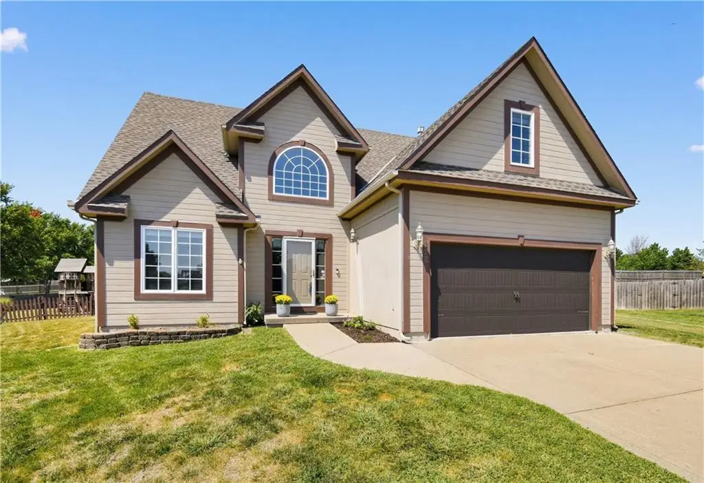 228 SW Ascot Circle, Lees Summit, MO 64082 - #1