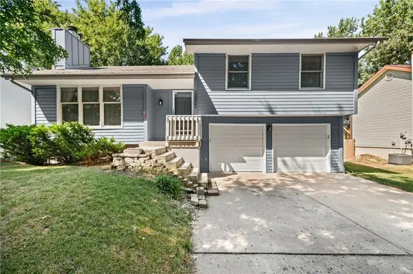 10902 N Harrison Street, Kansas City, MO 64155