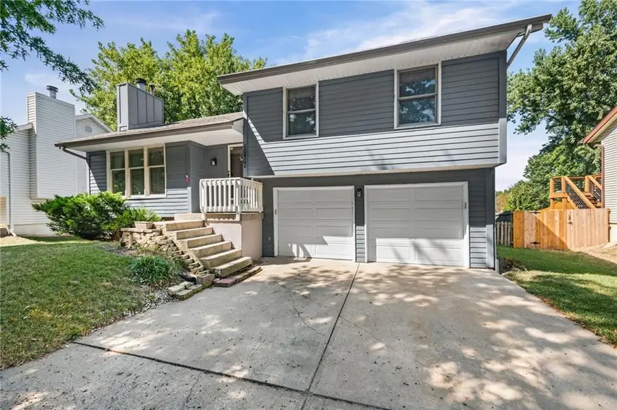 10902 N Harrison Street, Kansas City, MO 64155 - #2