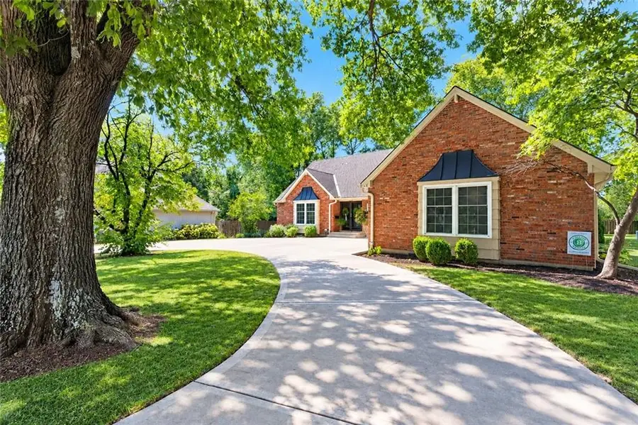 10500 Farley Street, Overland Park, KS 66212 - #3