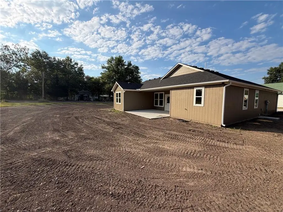 102 W 4th Street, Creighton, MO 64739 - #3