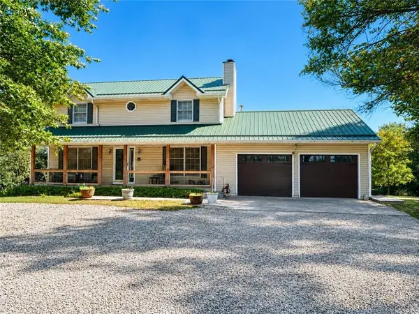 22803 Mary Lois Road, Cowgill, MO 64637