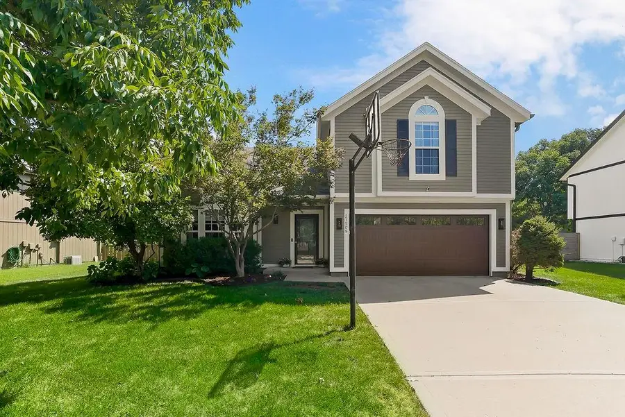 21509 W 51st Street, Shawnee, KS 66226 - #2