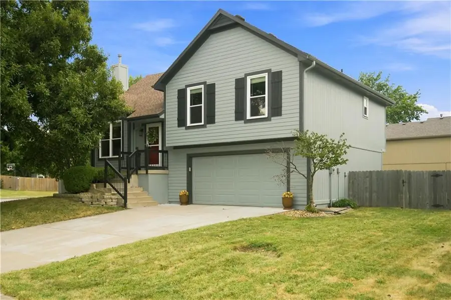 16296 S Hunter Street, Olathe, KS 66062 - #2