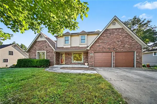 7605 NW Roberts Road, Weatherby Lake, MO 64152