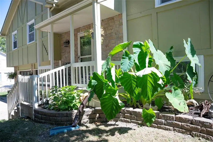 15903 Slater Avenue, Belton, MO 64012 - #2