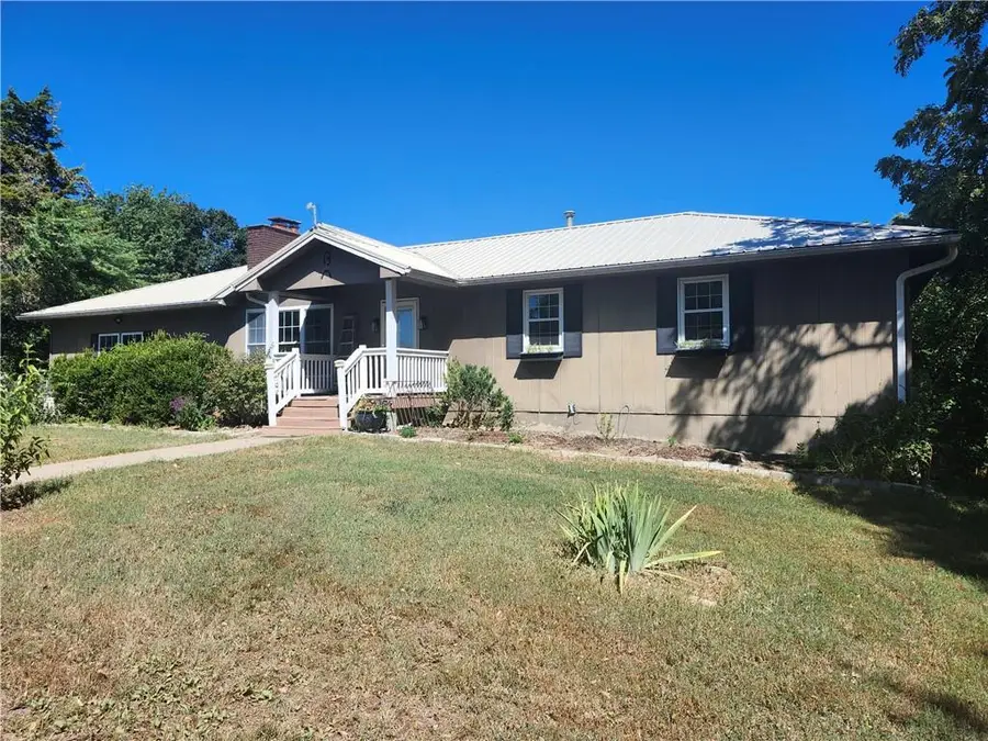 36405 Hedge Lane Road, Paola, KS 66071 - #2