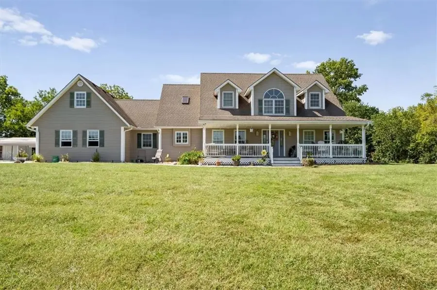 705 Broadway Avenue, Richmond, MO 64085 - #2