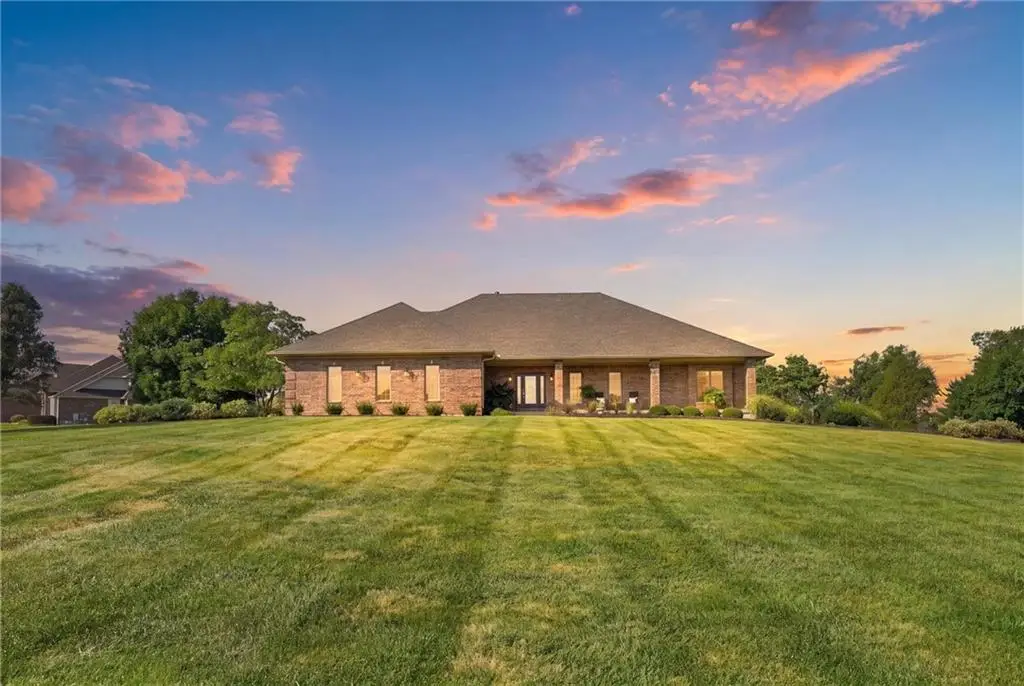 11530 S Pine Street, Olathe, KS 66061 - #1