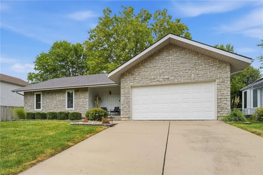 1628 NE Westwind Drive, Lees Summit, MO 64086 - #2