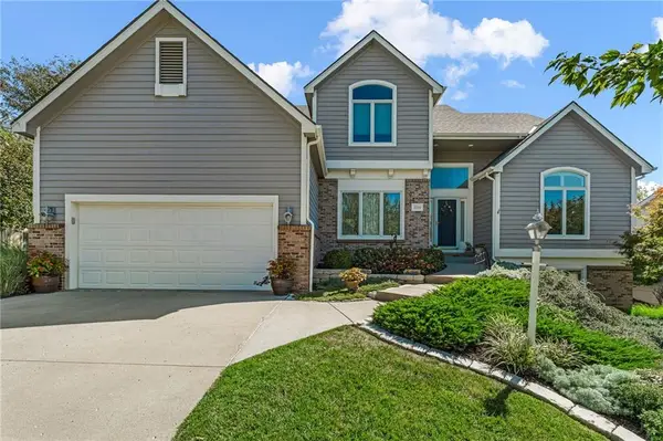 2220 Killarney Court, Lawrence, KS 66047