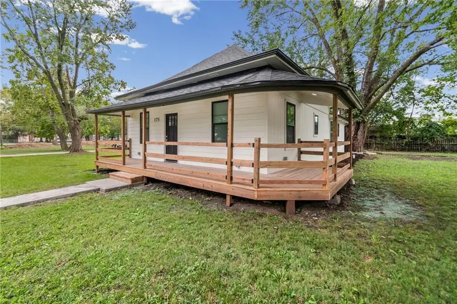 175 W 3rd Street, Holt, MO 64048 - #3