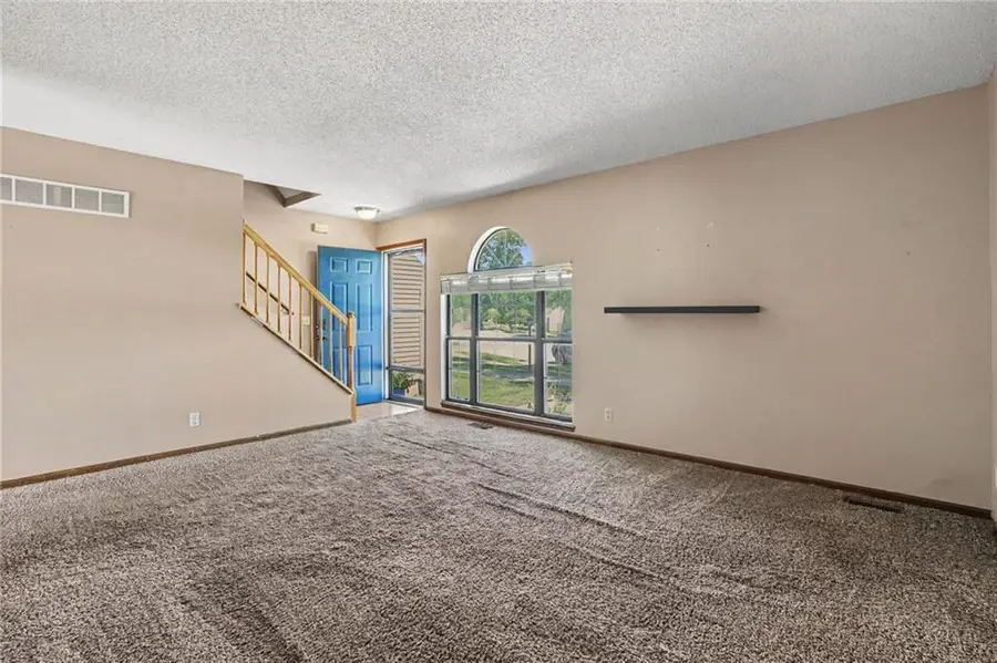 216 Stonebridge Lane, Smithville, MO 64089 - #3