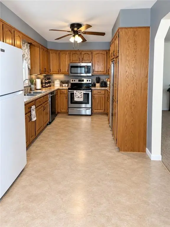 1001 Grant Street, Neodesha, KS 66757 - #3