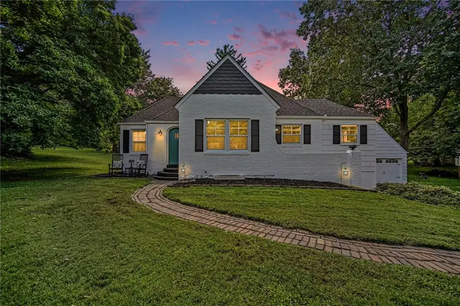 209 NW 83rd Street, Kansas City, MO 64118 - #2