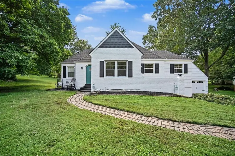 209 NW 83rd Street, Kansas City, MO 64118 - #3