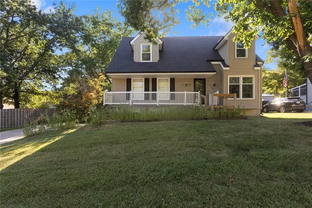 6902 Michael Lane, Pleasant Valley, MO 64068 - #1