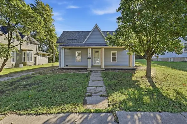 406 S 3rd Street, Odessa, MO 64076