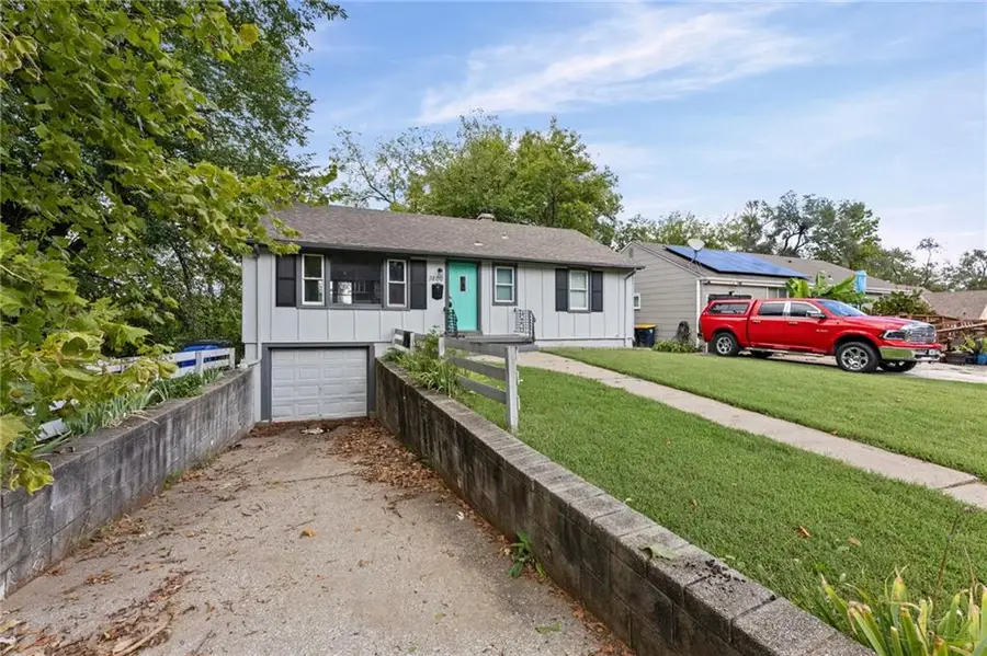 3800 E 71st Terrace, Kansas City, MO 64132 - #3