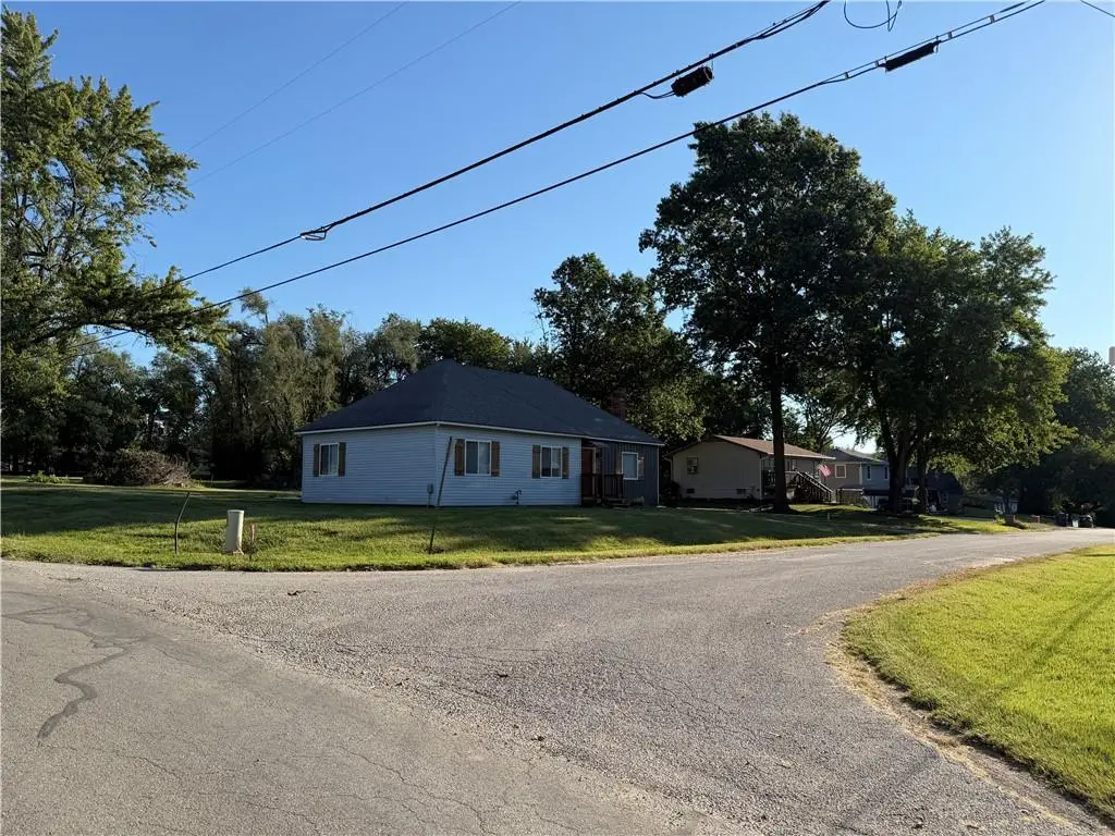 210 W 7th Street, Knob Noster, MO 65336 - #1