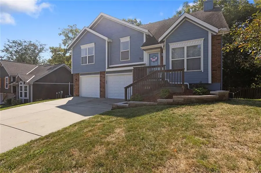 207 Lakeview Drive, Smithville, MO 64089 - #3