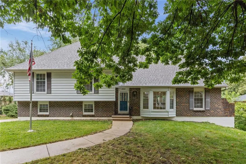 2612 NE 69th Street, Gladstone, MO 64119 - #1