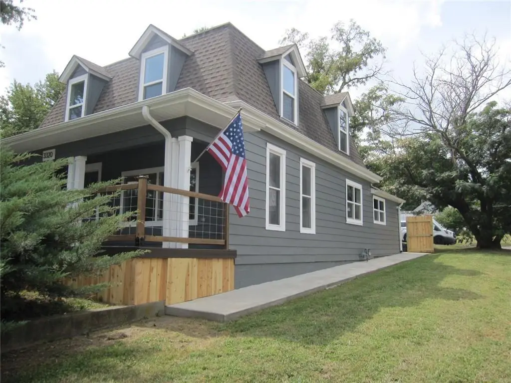 3320 Saint Joseph Avenue, Saint Joseph, MO 64505 - #1