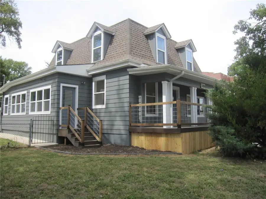 3320 Saint Joseph Avenue, Saint Joseph, MO 64505 - #3