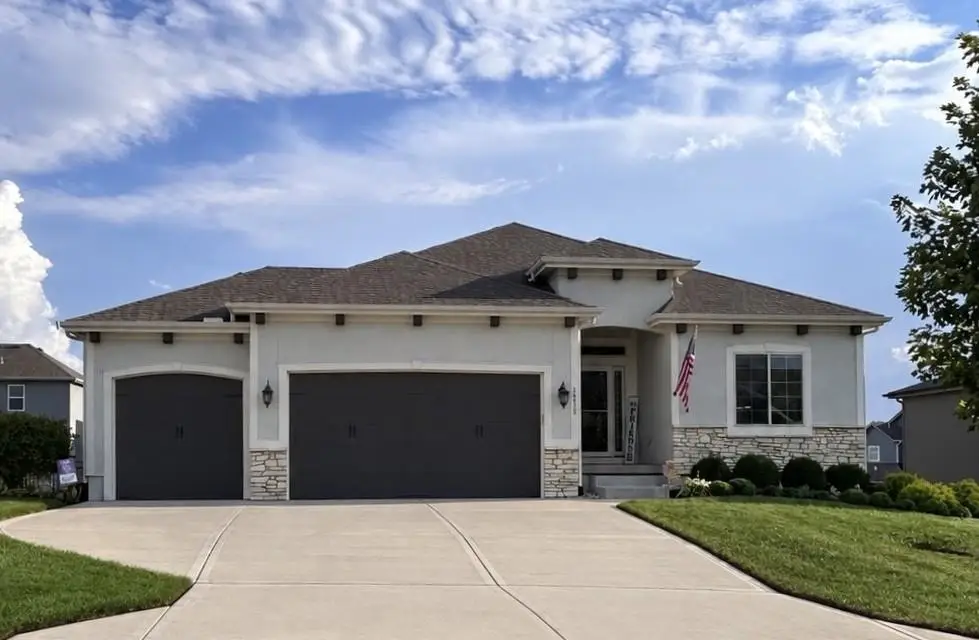 1515 SW Arbor Falls Drive, Lees Summit, MO 64082 - #1