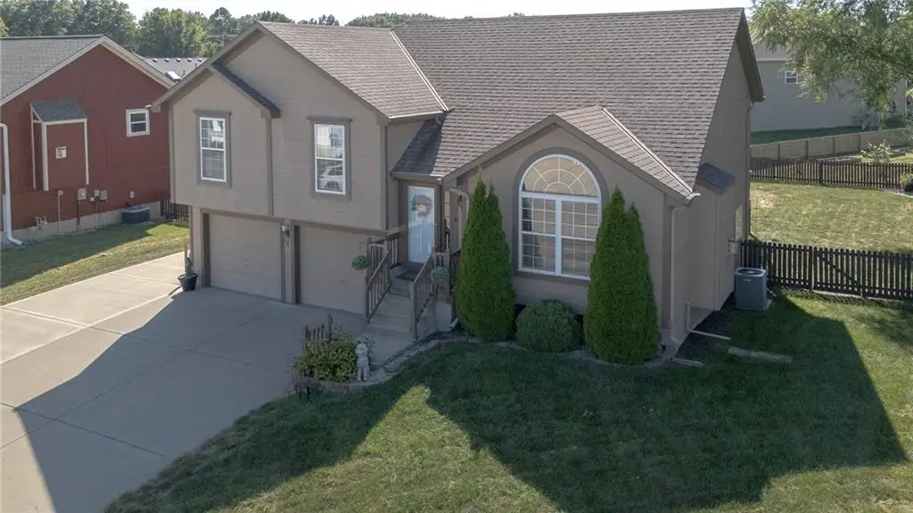 1802 Lauren Lane, Kearney, MO 64060 - #1