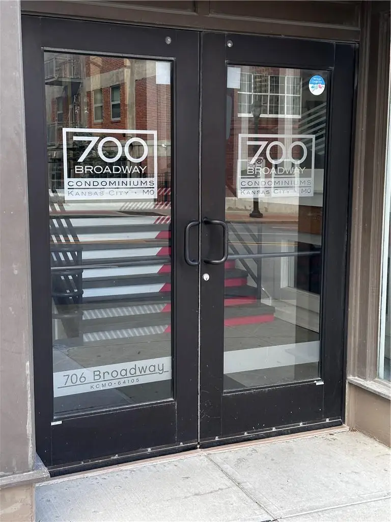 700 Broadway Boulevard #401, Kansas City, MO 64105 - #1