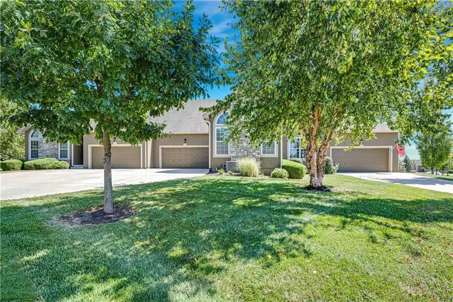 16513 W 168th Place, Olathe, KS 66062 - #2