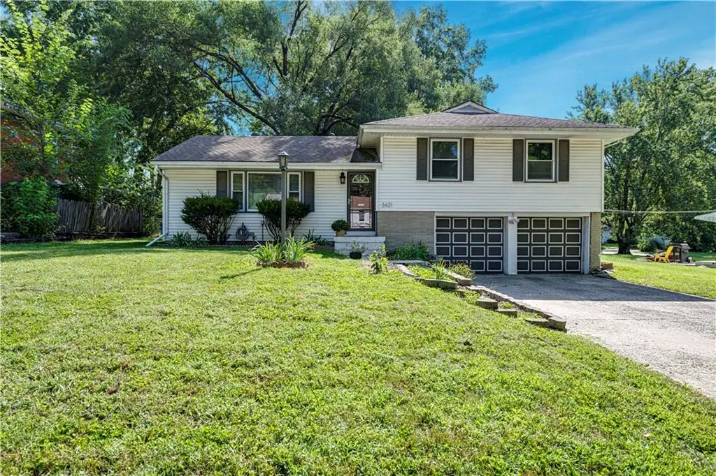 3421 N Chelsea Avenue, Kansas City, MO 64117 - #1