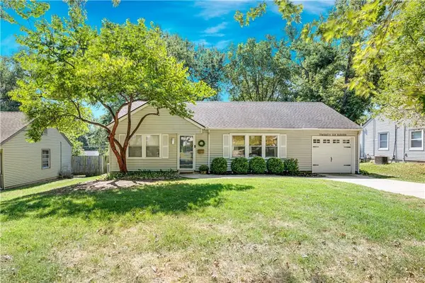 2611 W 77th Street, Prairie Village, KS 66208