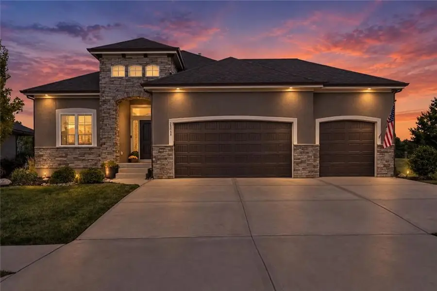 25048 W 112th Terrace, Olathe, KS 66061 - #2