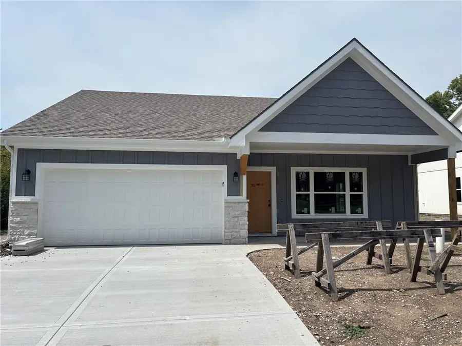 440 N Prairie Street, Liberty, MO 64068 - #2